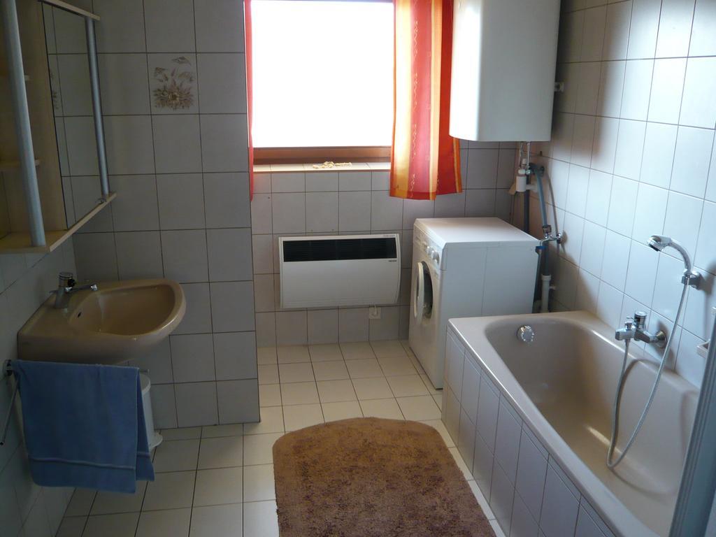 Appartementhaus Karawankenpromenade Velden am Wörthersee Kamer foto